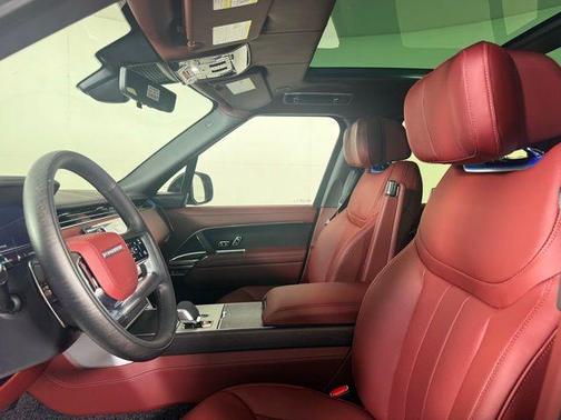 2025 Land Rover Range Rover P530 Autobiography