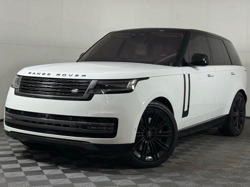 2023 Land Rover Range Rover P530 SE