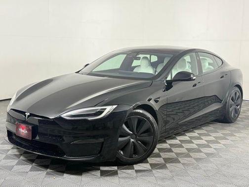 2022 Tesla Model S Base