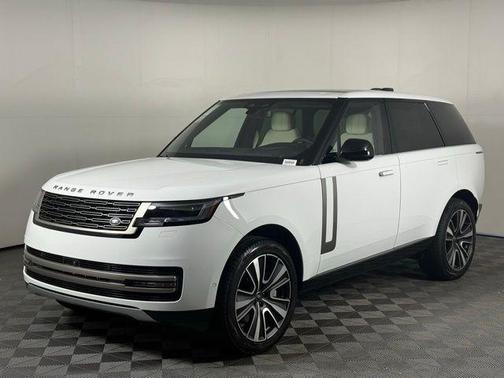 2025 Land Rover Range Rover P530 SE