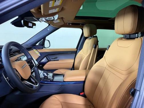 2025 Land Rover Range Rover Sport P360 SE