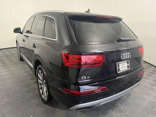 2019 Audi Q7 45 Premium