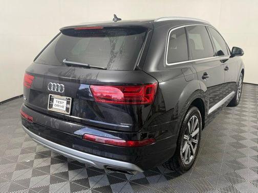 2019 Audi Q7 45 Premium