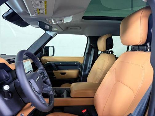 2025 Land Rover Defender P300