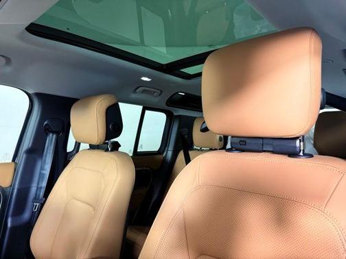2025 Land Rover Defender P300