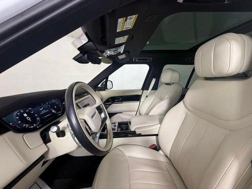 2023 Land Rover Range Rover P530 SE