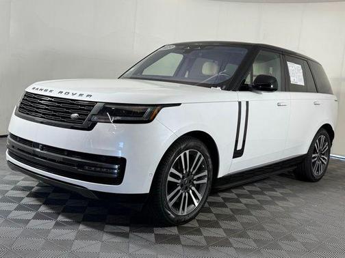 2023 Land Rover Range Rover P530 SE