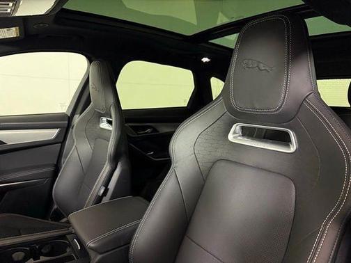 2026 Jaguar F-PACE P250 R-Dynamic S