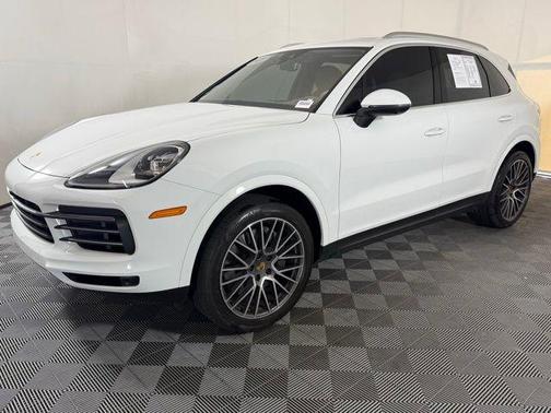 2021 Porsche Cayenne Base