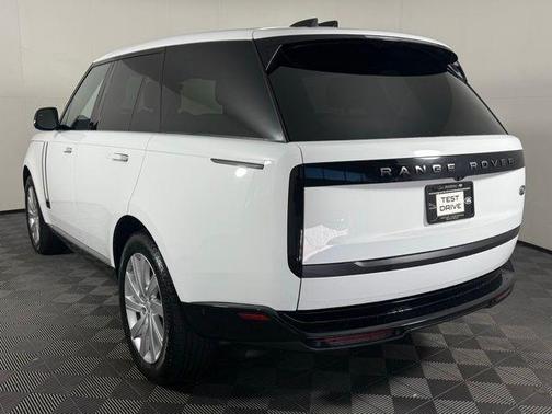 2023 Land Rover Range Rover P400 SE