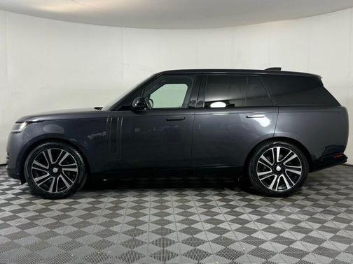 2023 Land Rover Range Rover P530 SE