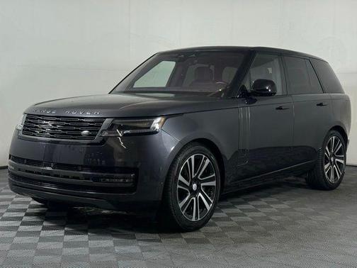 2023 Land Rover Range Rover P530 SE