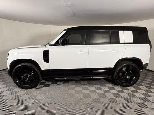 2026 Land Rover Defender 