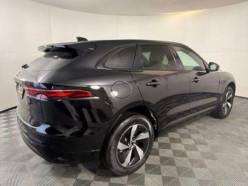 2025 Jaguar F-PACE P250 R-Dynamic S