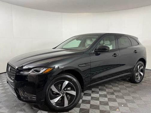 2025 Jaguar F-PACE P250 R-Dynamic S
