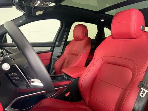 2026 Jaguar F-PACE P250 R-Dynamic S