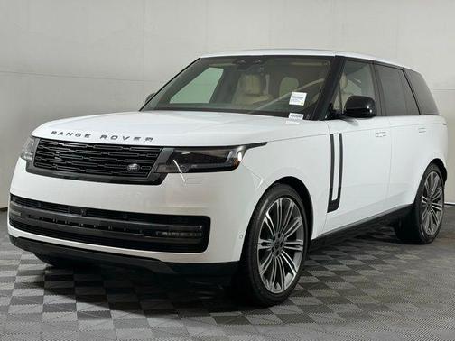 2026 Land Rover Range Rover P400 SE