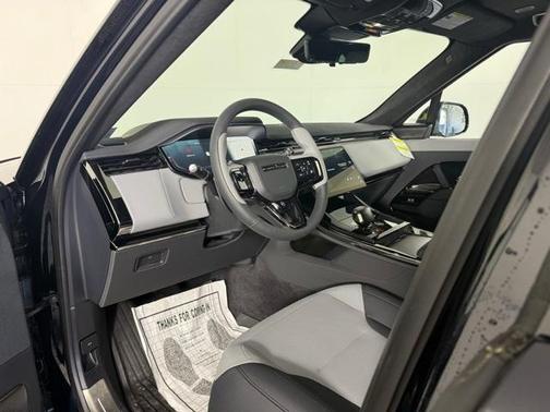 2025 Land Rover Range Rover Sport P635 SV Edition Two