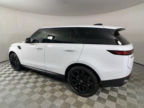 2025 Land Rover Range Rover Sport P360 SE