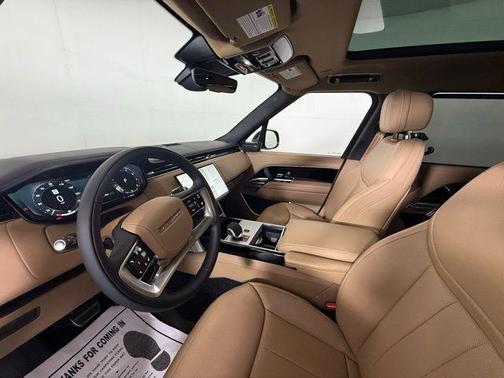2025 Land Rover Range Rover P530 SE 7 Seat