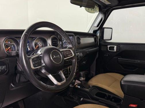 2020 Jeep Gladiator Sport