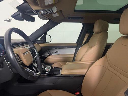 2023 Land Rover Range Rover Sport SE