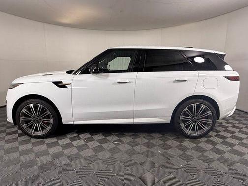2025 Land Rover Range Rover Sport P460 Dynamic SE