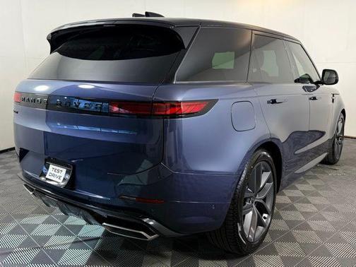 2025 Land Rover Range Rover Sport P550 Autobiography