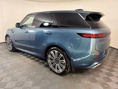 2025 Land Rover Range Rover Sport P530 Dynamic SE