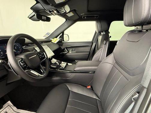 2025 Land Rover Range Rover Sport P360 SE