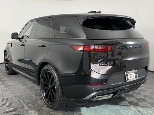 2025 Land Rover Range Rover Sport P360 SE