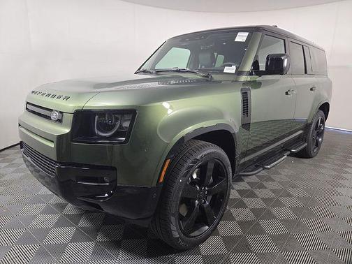 Woolstone Green 2026 Land Rover Defender P400 X-Dynamic SE