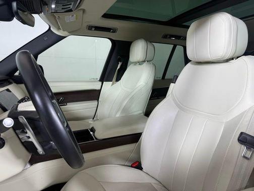 2023 Land Rover Range Rover P530 SE
