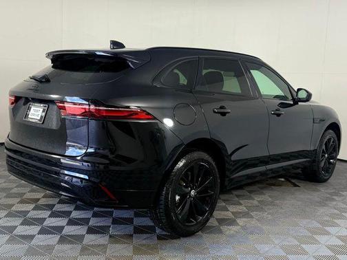 2025 Jaguar F-PACE P250 R-Dynamic S
