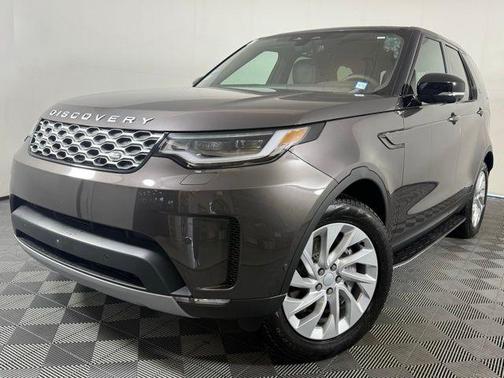2025 Land Rover Discovery P300 S