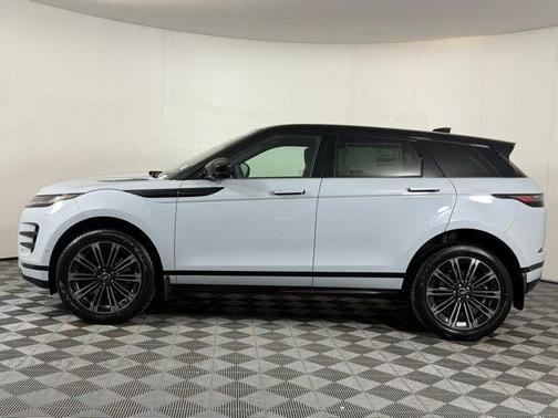 2026 Land Rover Range Rover Evoque Dynamic SE