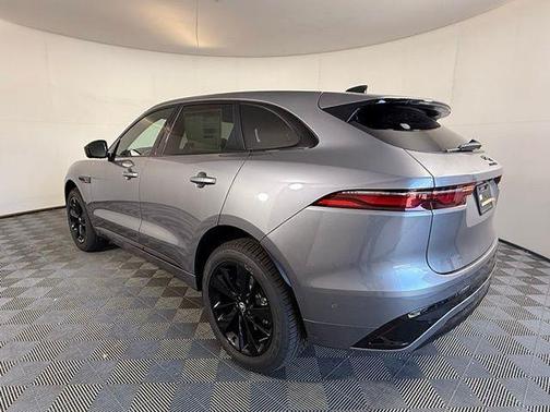 2025 Jaguar F-PACE P250 R-Dynamic S