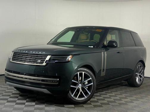 2025 Land Rover Range Rover P550e SE