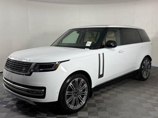 2025 Land Rover Range Rover P530 SE 7 Seat