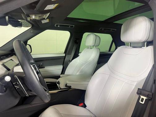 2025 Land Rover Range Rover Sport P360 SE