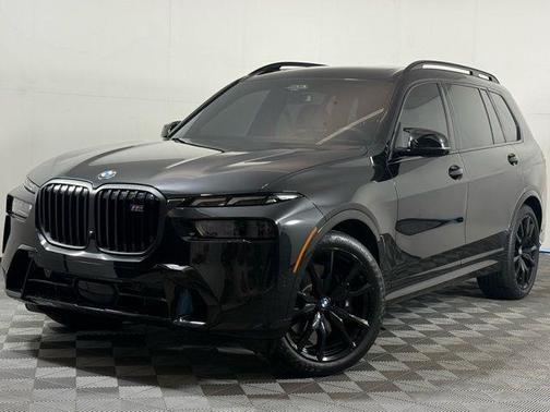 2025 BMW X7 M60i