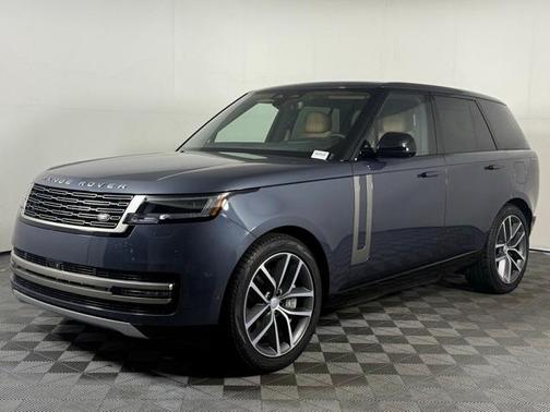 2025 Land Rover Range Rover P550e SE