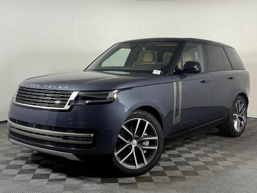 2025 Land Rover Range Rover P550e SE