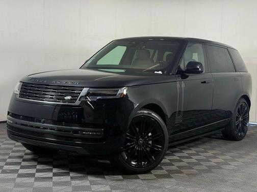 2025 Land Rover Range Rover P400 SE 7 Seat
