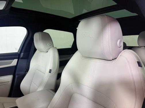 2026 Jaguar F-PACE P250 R-Dynamic S