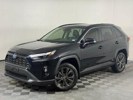 2024 Toyota RAV4 Hybrid XLE Premium