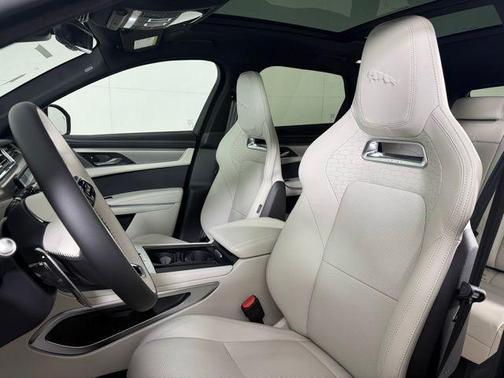 2026 Jaguar F-PACE P250 R-Dynamic S