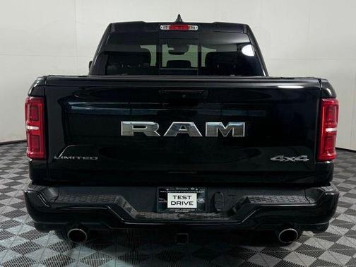 2025 RAM 1500 Limited