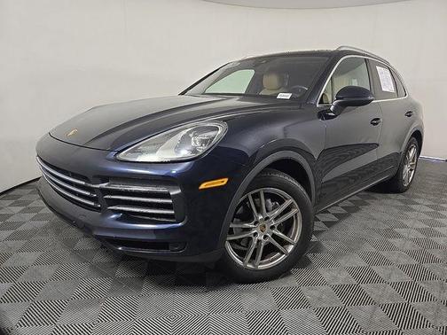 Moonlight Blue Metallic 2020 Porsche Cayenne Base