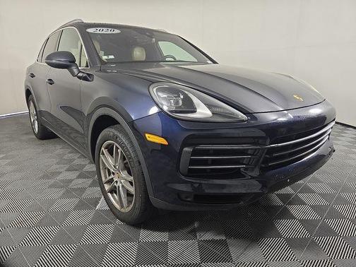 Moonlight Blue Metallic 2020 Porsche Cayenne Base